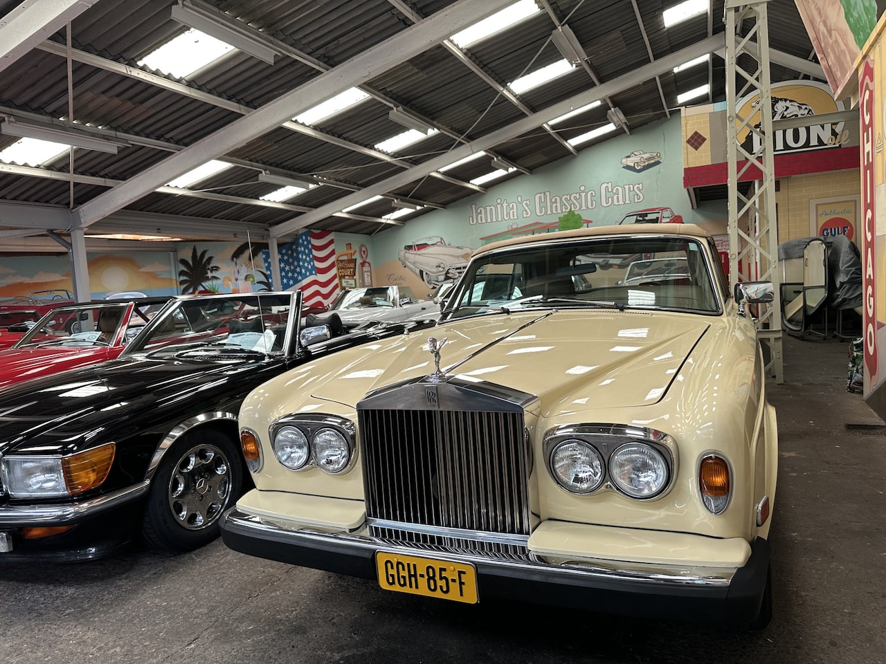 Rolls-Royce Corniche - 6.8 Convertible 6.8 Convertible - AutoWereld.nl