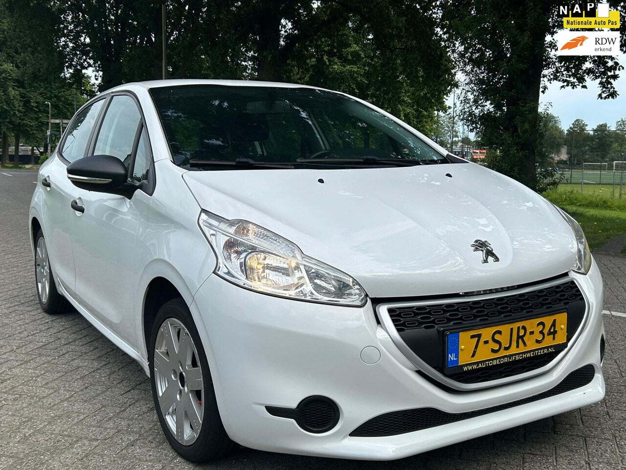 Peugeot 208 - 1.0 VTi Access airco cruis control cv op afs - AutoWereld.nl