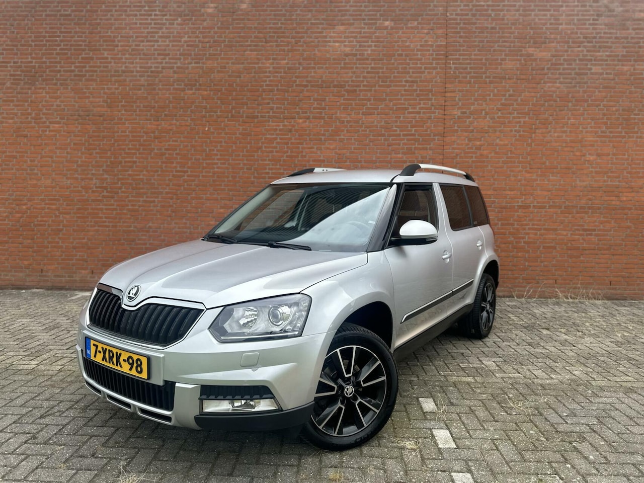 Skoda Yeti - 1.4 TSI Active NAP AUTOMAAT DEALERONDERHOUDEN NAV - AutoWereld.nl