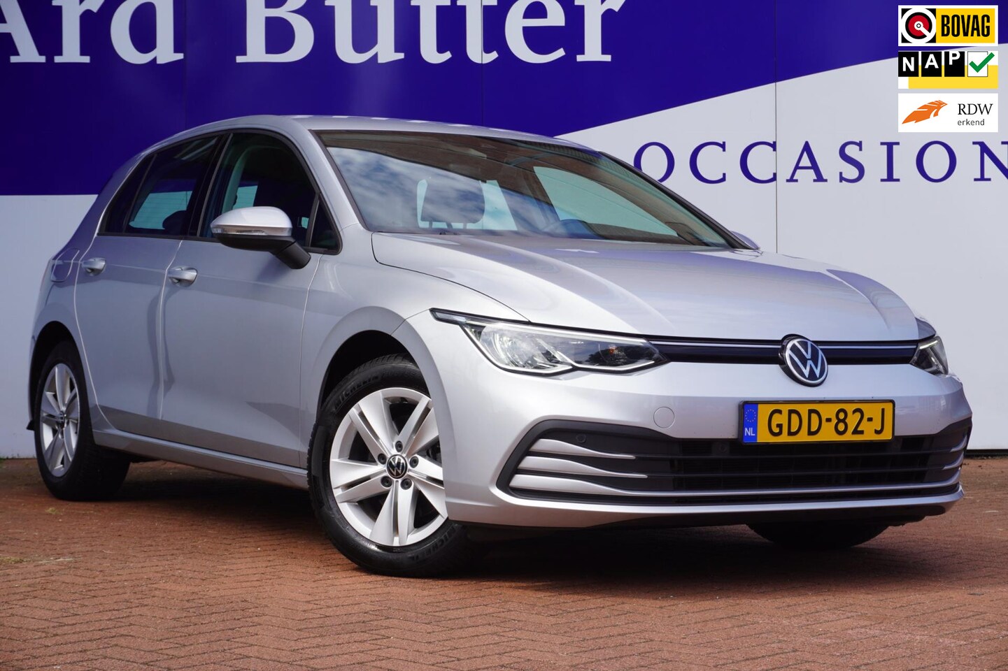 Volkswagen Golf - 1.5 TSI 150 PK / Harman-Kardon / LED / Stuur & Stoelverwarming / Adaptive Cruise / All-Sea - AutoWereld.nl