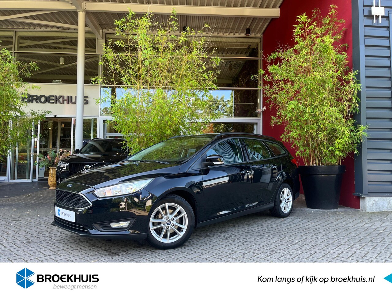 Ford Focus Wagon - 1.0 Lease Edition Navi | Airco | Apple Carplay - AutoWereld.nl