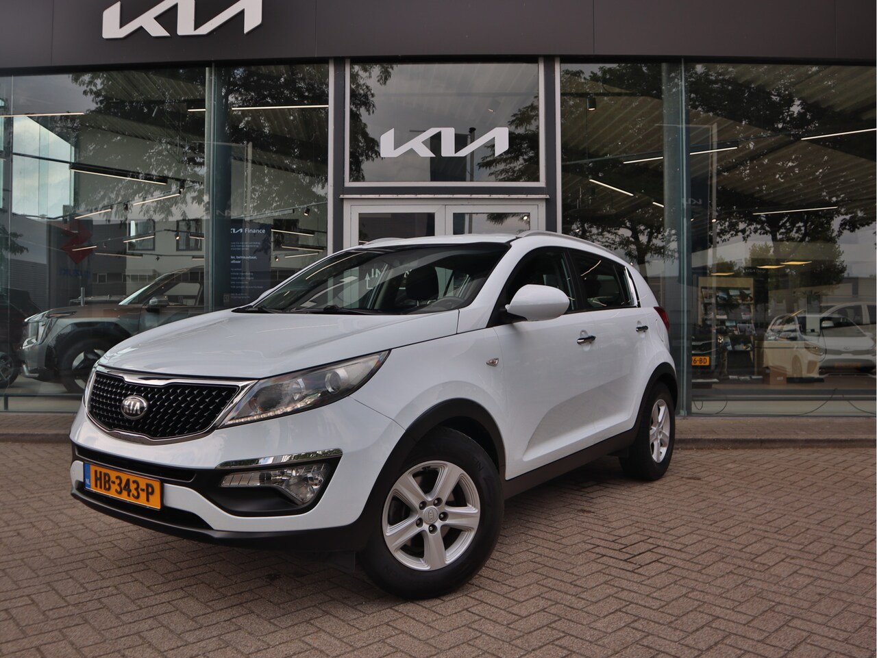 Kia Sportage - 1.6 GDI X-treme ComfortLine Navi+BT+Camera Cr.Control ECC-Airco Trekhaak 16"LMV - AutoWereld.nl