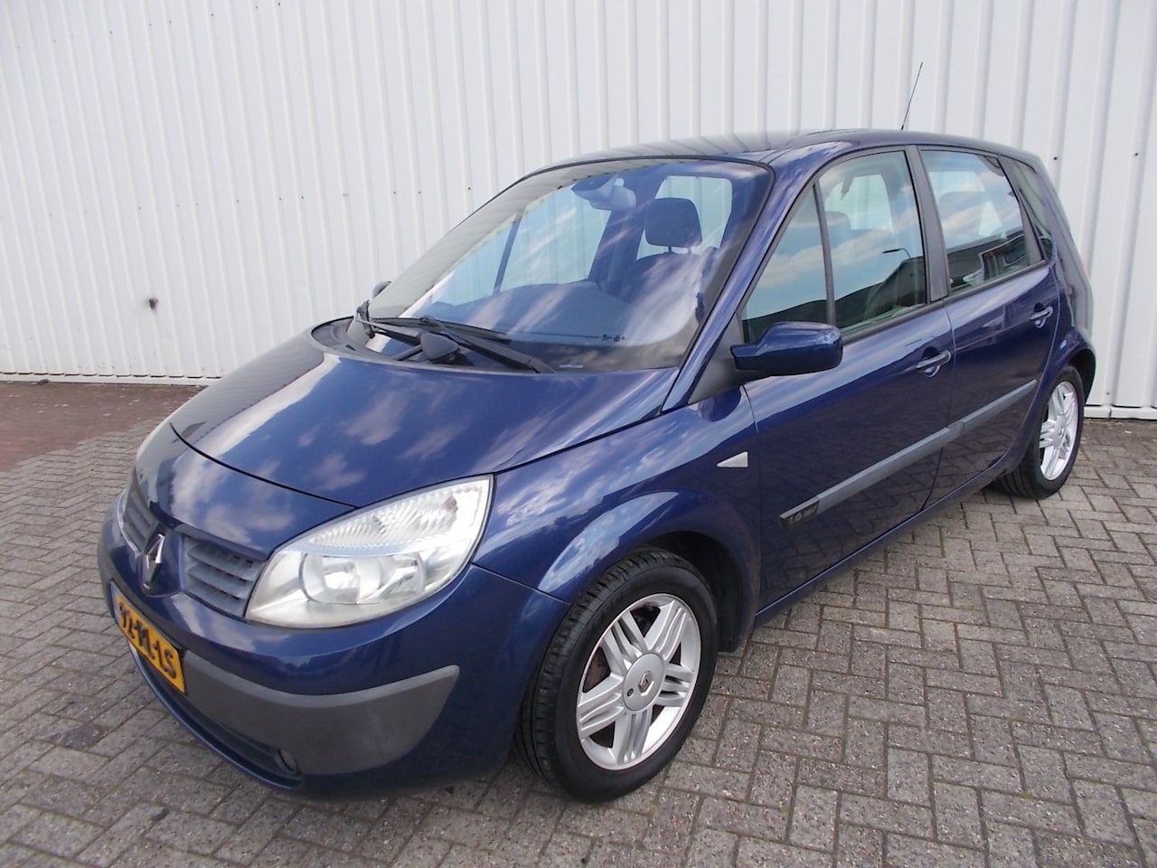 Renault Scénic - 1.6-16V Privilège Luxe 1.6-16V Privilège Luxe - AutoWereld.nl