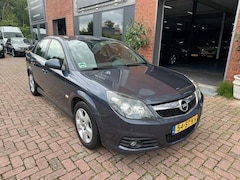 Opel Vectra GTS - 2.2-16V Sport AUT, Leer