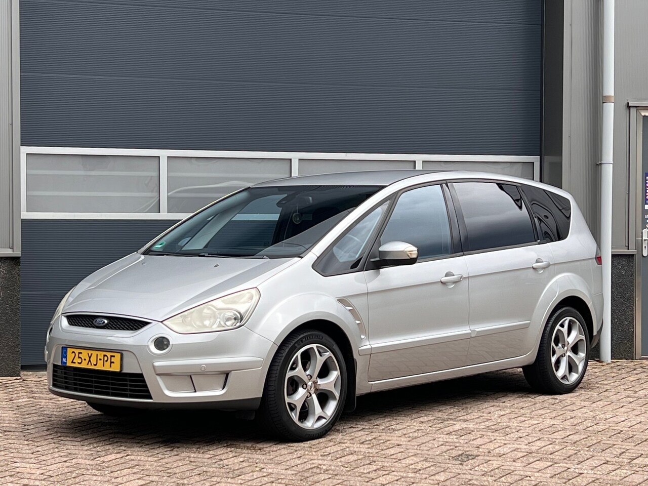 Ford S-Max - 2.0-16V bj.2007 Airco|Cc|Trekhaak|Nap. - AutoWereld.nl