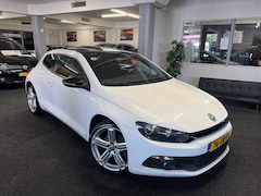 Volkswagen Scirocco - 1.4 TSI Highline*DSG*NAP*PANO