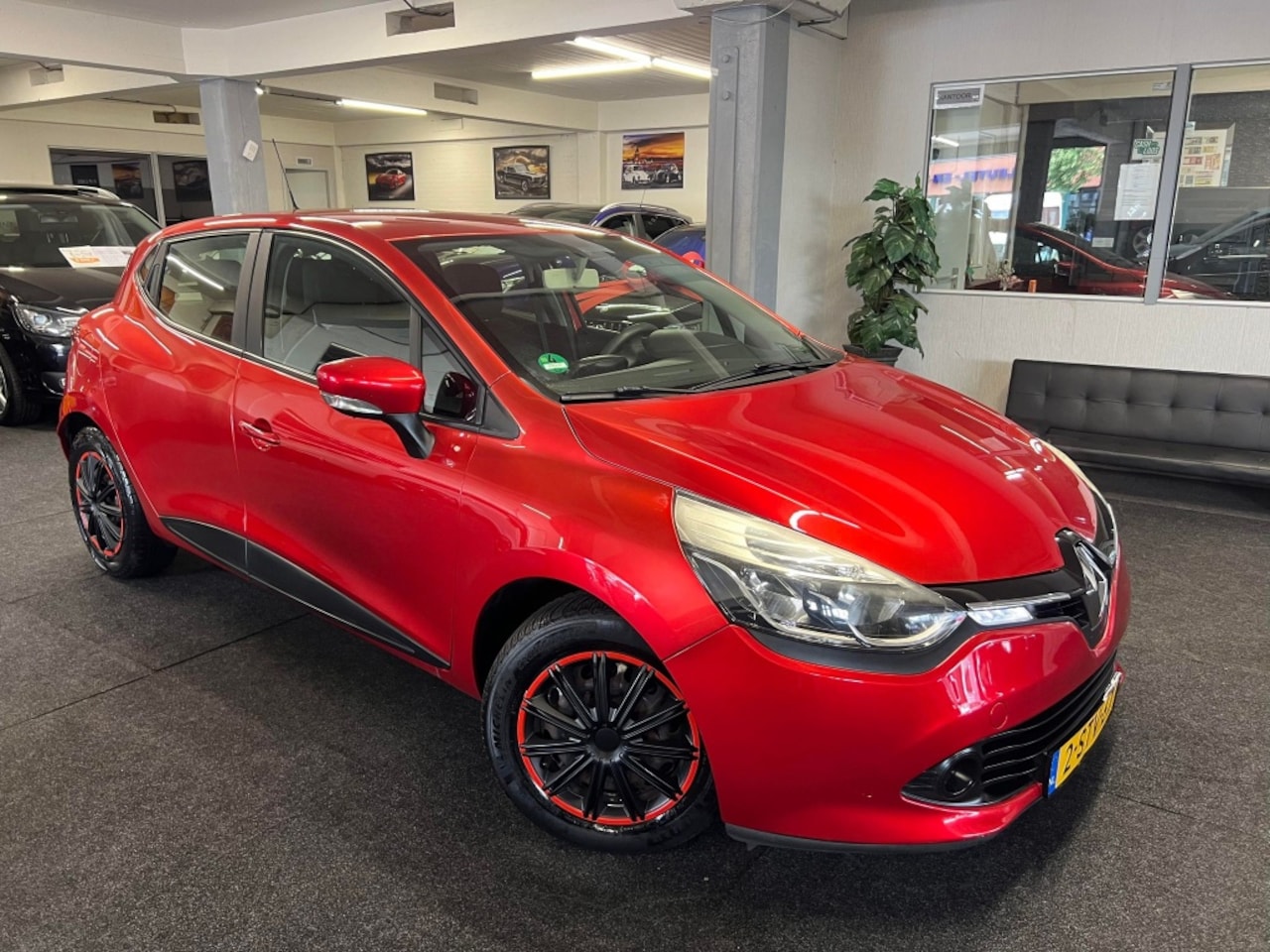 Renault Clio - 0.9 TCe *NAP*5drs*NAVI*Airco - AutoWereld.nl