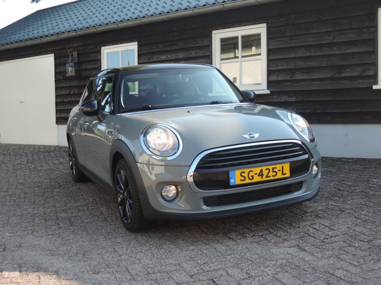 MINI Cooper - 1.5 COOPER BUSINESS - AutoWereld.nl