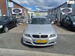 BMW 3-serie Touring - 318d Luxury Line