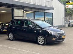 Opel Zafira Tourer - 2013 / 2.0 CDTI / Camera / PDC / Navi