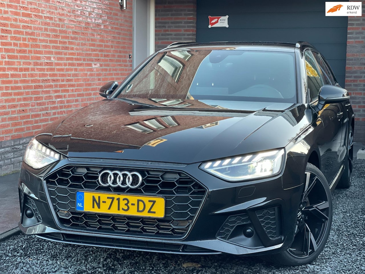 Audi A4 Avant - 40 TFSI S edition 40 TFSI S edition - AutoWereld.nl