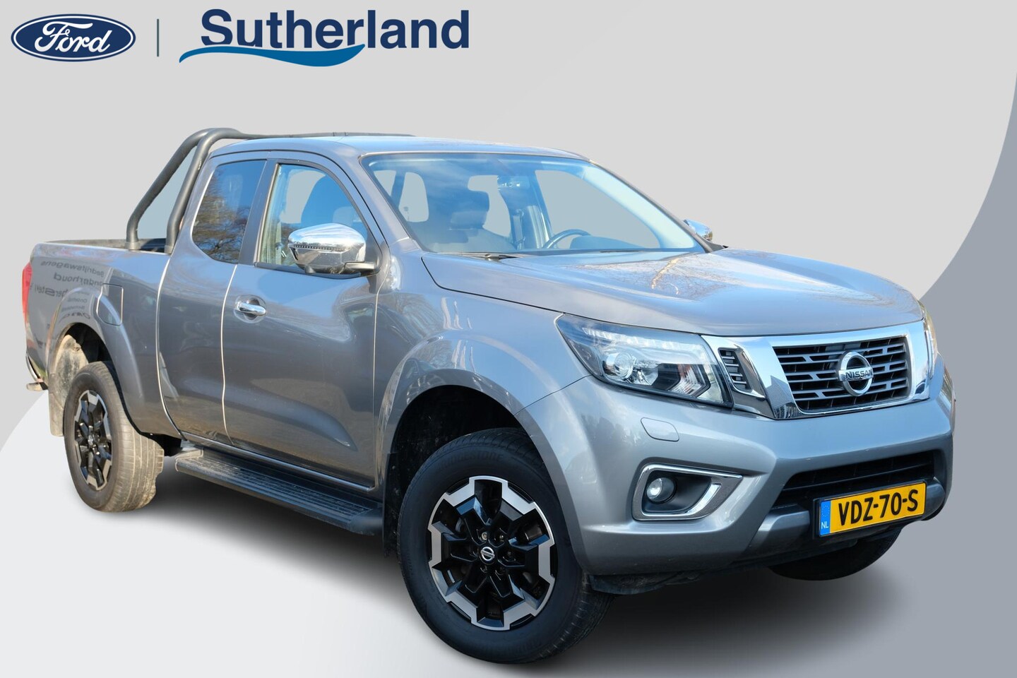 Nissan Navara - 2.3 dCi N-Connecta King Cab 163pk Trekhaak | Navigatie | Stoelverwarming | Rondom camera z - AutoWereld.nl