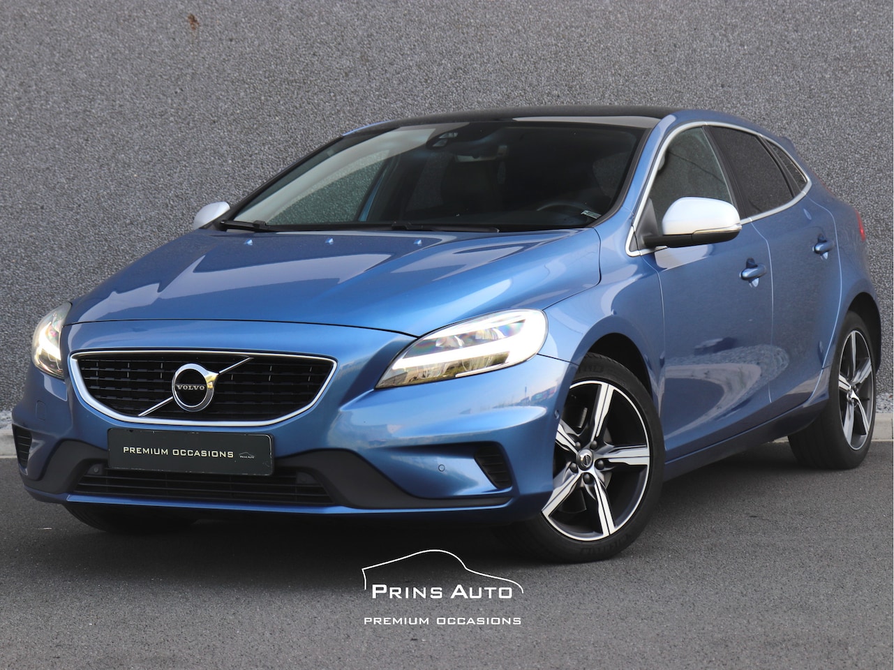 Volvo V40 - 1.5 T3 Polar+ Sport CAMERA|CRUISE|STOELV|DAB - AutoWereld.nl