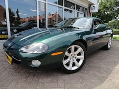 Jaguar XK8 - 4.2 V8 Convertible