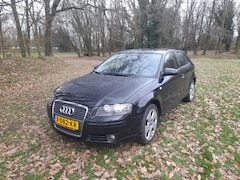 Audi A3 - 1.6 Attraction