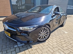 Mercedes-Benz CLA-Klasse - 180 49.700km pano creme leder zijschade Premium Plus digi-dashboard btw auto