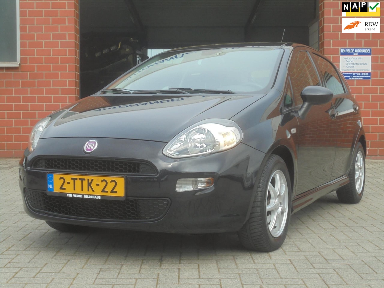 Fiat Punto Evo - 1.3 M-Jet Street 1.3 M-Jet Street, Airco, Cruise control - AutoWereld.nl