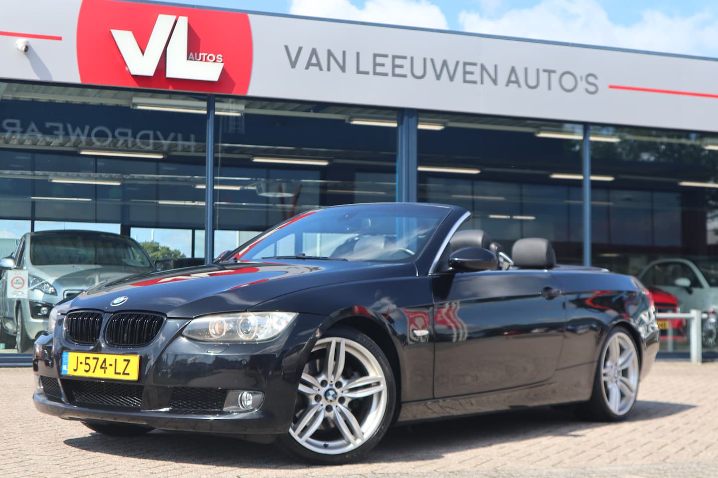 BMW 3-serie Cabrio - 325i | Nieuwe APK | Climate Control | Leer | Sport stoelen - AutoWereld.nl