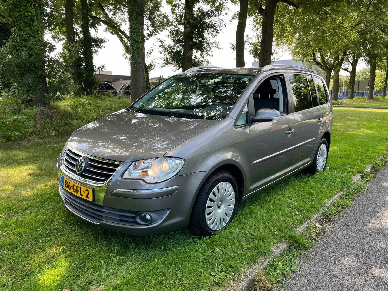 Volkswagen Touran - 1.9 TDI Trendline 7Persoons - AutoWereld.nl