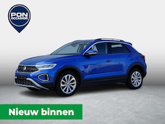 Volkswagen T-Roc - 1.5 TSI Life | NIEUW BINNEN | App Connect | LED | Park Assist | Adaptive Cruise Control |