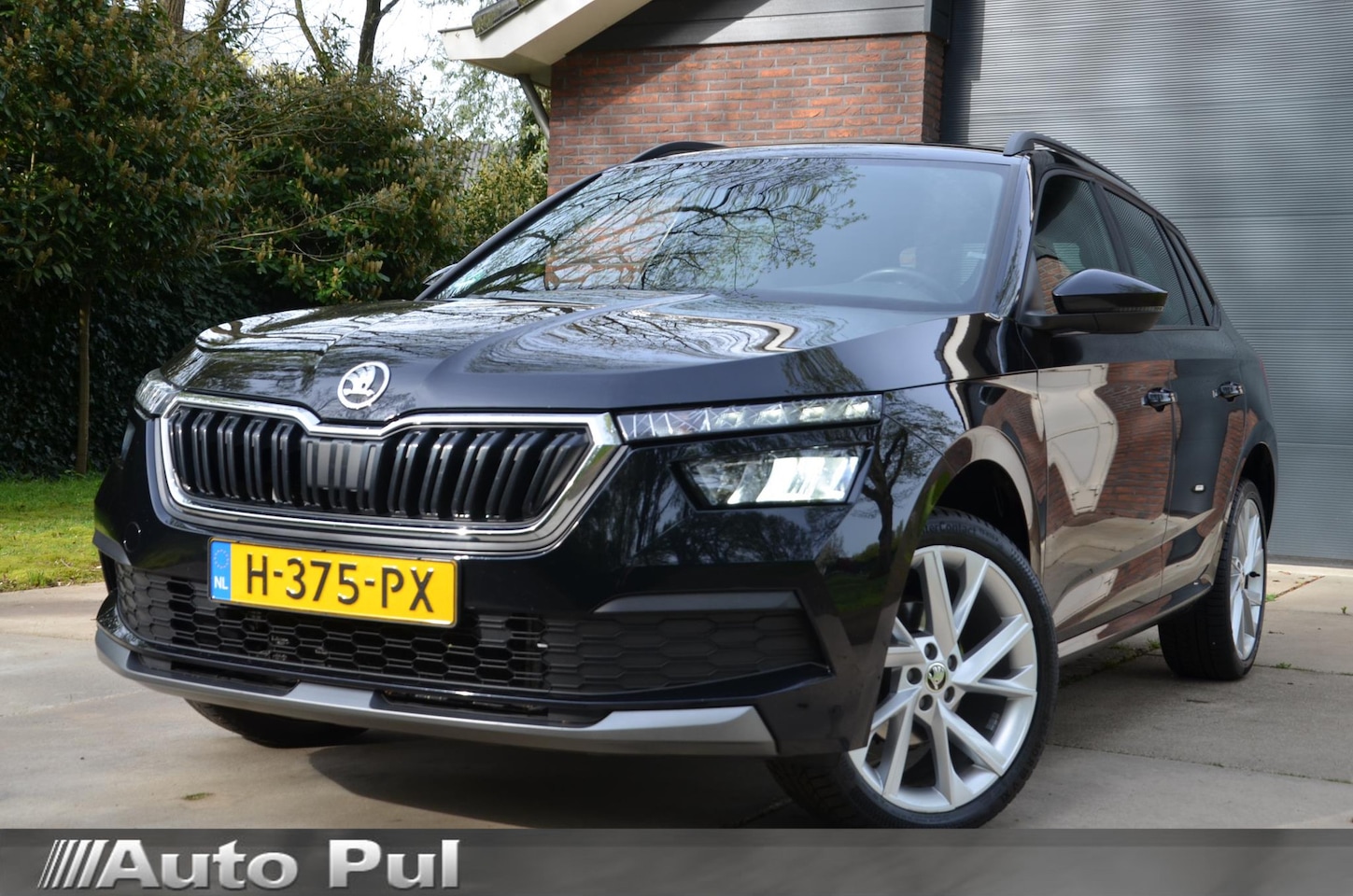 Skoda Kamiq - 1.0 TSI Sport Business Automaat/Navi/Ecc/Pdc/Virtueel-Dashbord/18-Inch Lmv/Stoelverwarming - AutoWereld.nl