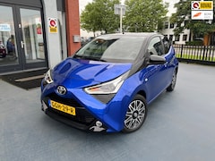 Toyota Aygo - 1.0 VVT-i x-clusiv LMV CLIMA AUTOMAAT