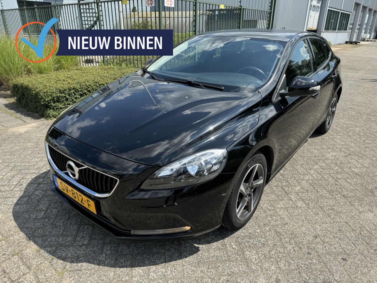 Volvo V40 - 2.0 D2 Kinetic 2.0 D2 Kinetic - AutoWereld.nl