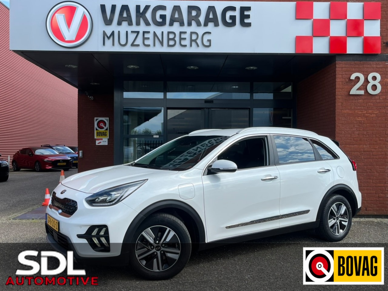 Kia Niro - 1.6 GDi PHEV DynamicPlusLine // NAVI // FULL LED // CAMERA // PDC - AutoWereld.nl