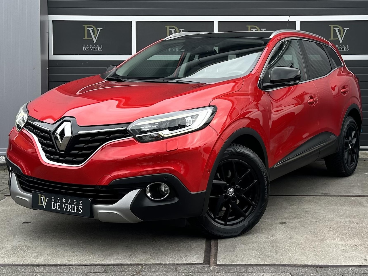 Renault Kadjar - 1.2 TCe Crossborder Panoramadak Garantie - AutoWereld.nl