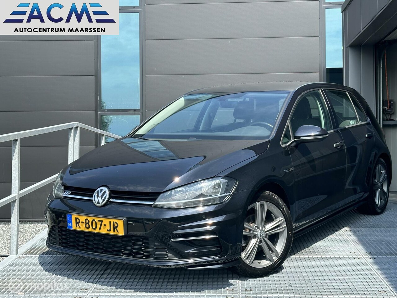 Volkswagen Golf - 1.0 TSI Highline Business R 1.0 TSI Highline Business R - AutoWereld.nl