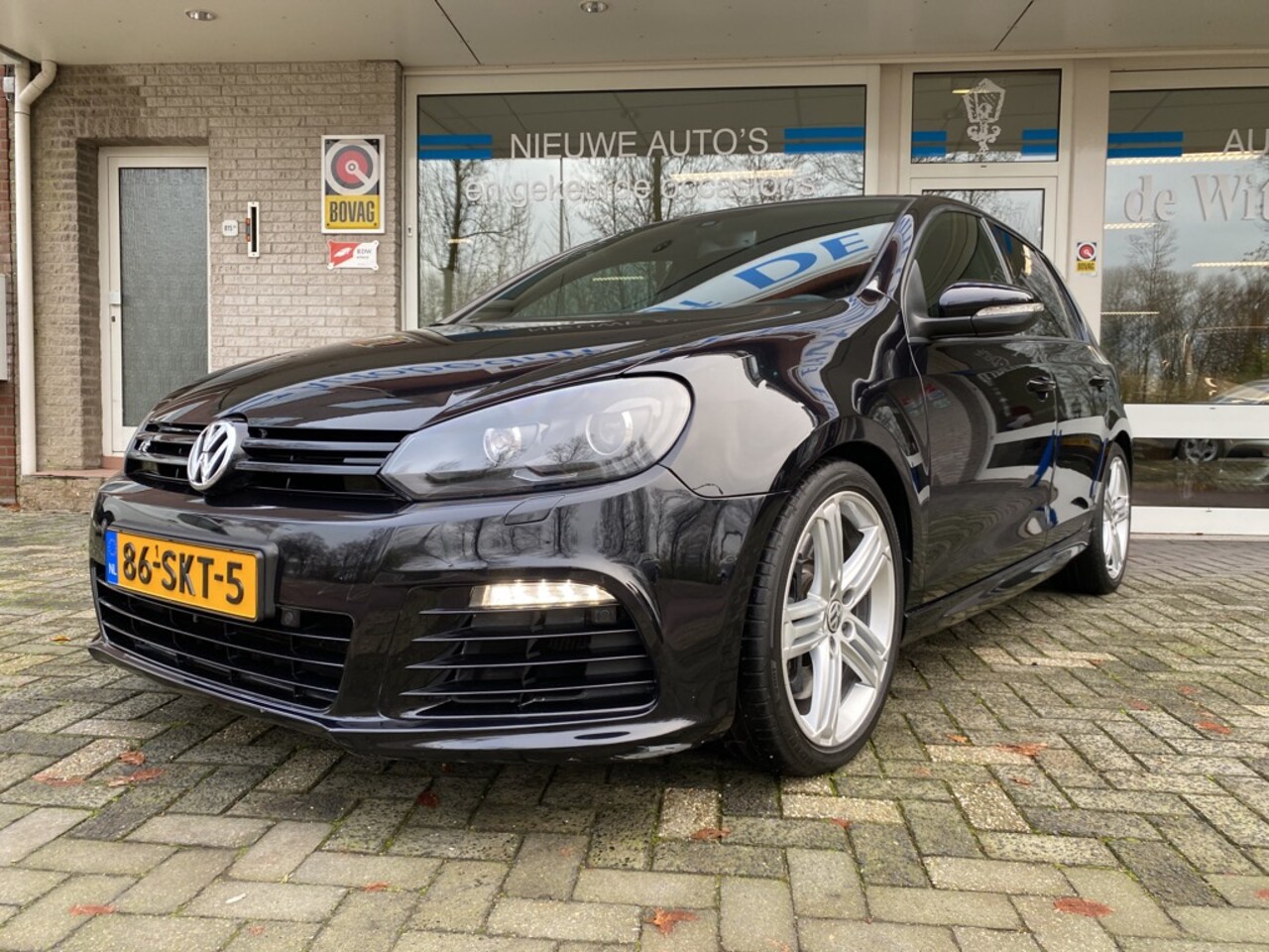 Volkswagen Golf - Leer/18 inch l.m./achteruitr. camera/navi/schuiff kanteldak/stoelverw./Cilmate contr. 2.0 - AutoWereld.nl