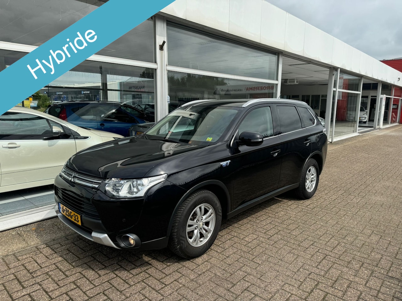 Mitsubishi Outlander - 2.0 PHEV Business Edition X-Line - 1e eigenaar |  Automaat | Airco | Cruise control | Acht - AutoWereld.nl