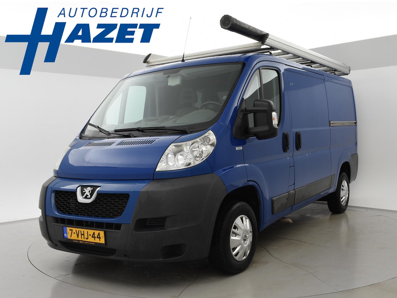 Peugeot Boxer - 330 2.2 HDI L2H1 + 2 SCHUIFDEUREN / AIRCO / TREKHAAK - AutoWereld.nl