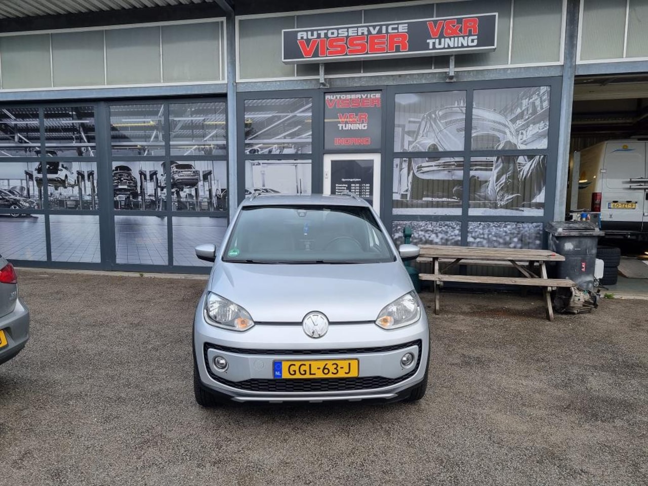 Volkswagen Up! - 1.0 cross up! BlueMotion High up! - AutoWereld.nl