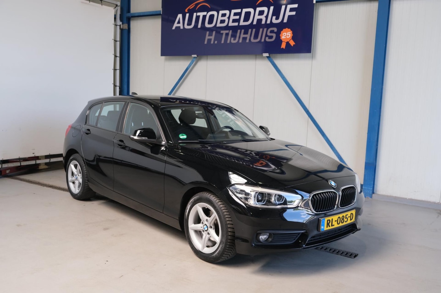 BMW 1-serie - 114d Executive - N.A.P. Airco, Cruise, Navi, PDC. - AutoWereld.nl