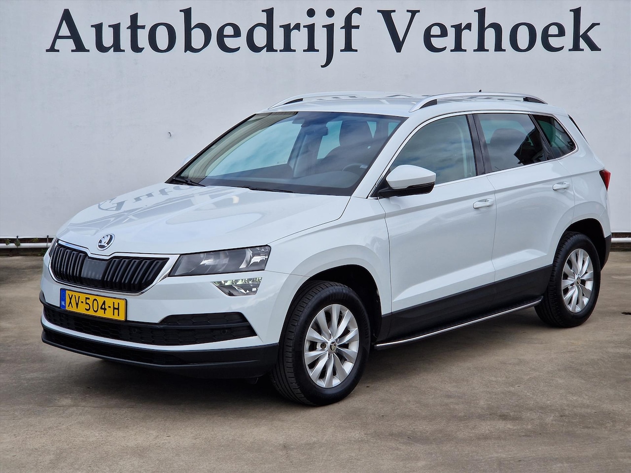 Skoda Karoq - 1.0 TSI 115PK DSG - Treeplanken - Carplay - Navi - AutoWereld.nl