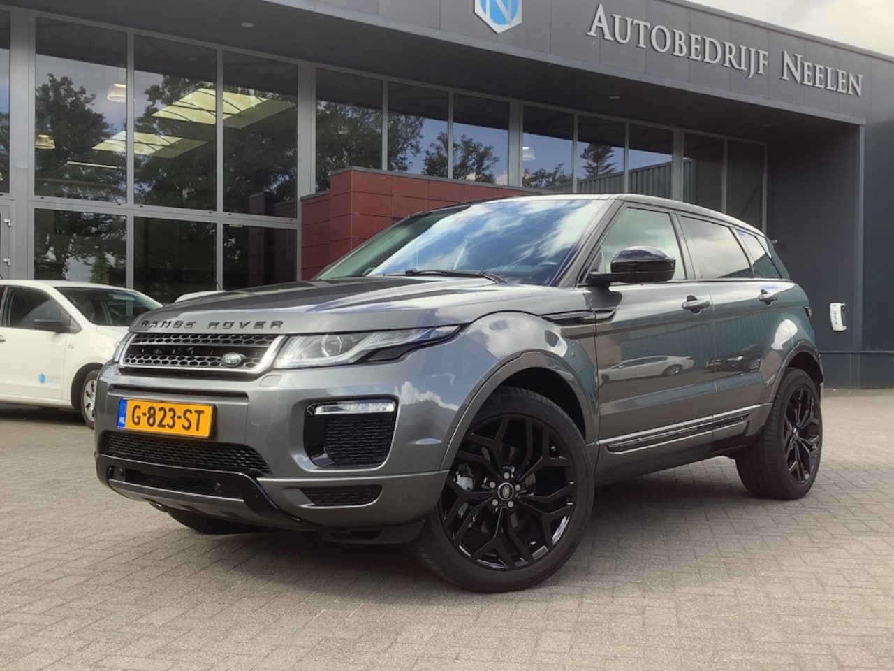 Land Rover Range Rover Evoque - 2.0 Si4 SE Dynamic I leder I panoramadak - AutoWereld.nl