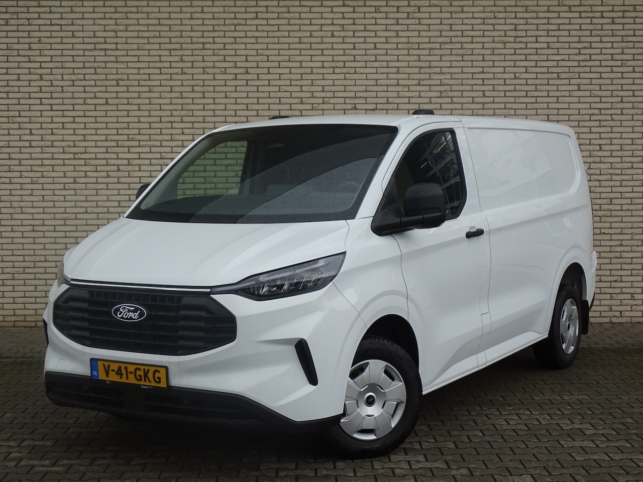 Ford Transit Custom - L1H1 Trend 136 PK | Apple Carplay | Zie website | Meerdere leverbaar - AutoWereld.nl