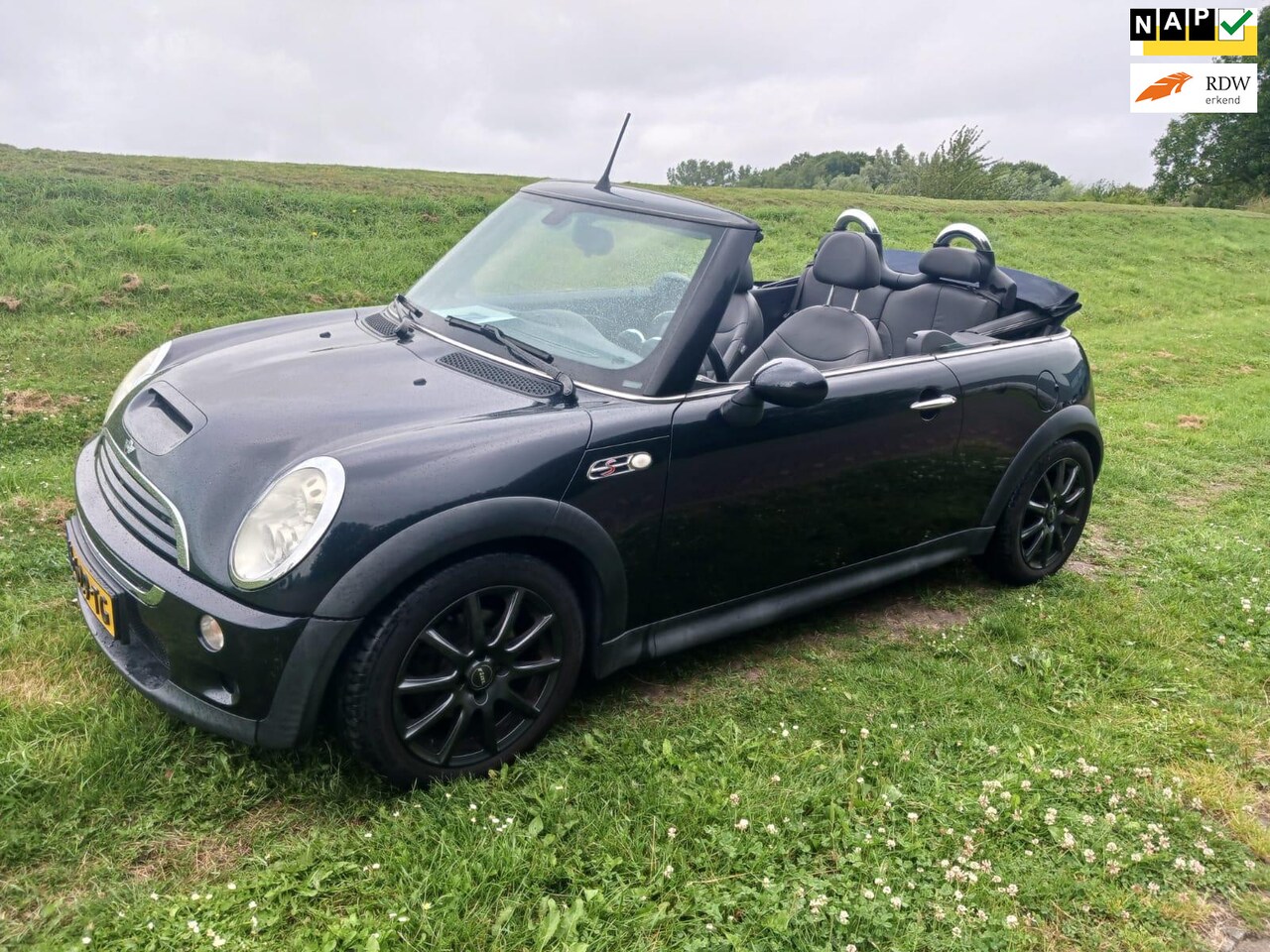 MINI Cabrio - Mini 1.6i Cooper S Leer Climate Cruise Control Navigatie LM Velgen Stoelverwarming - AutoWereld.nl