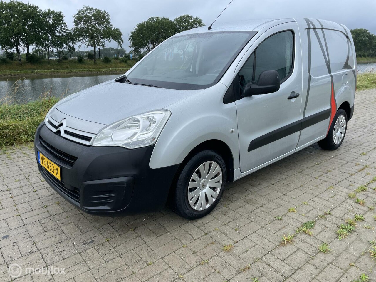 Citroën Berlingo - bestel 1.6 BlueHDI 75 Comfort - AutoWereld.nl