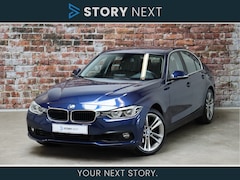 BMW 3-serie - 318i Sedan Executive Automaat / Navigatie / Bluetooth / Cruise Control / Parkeersensoren /