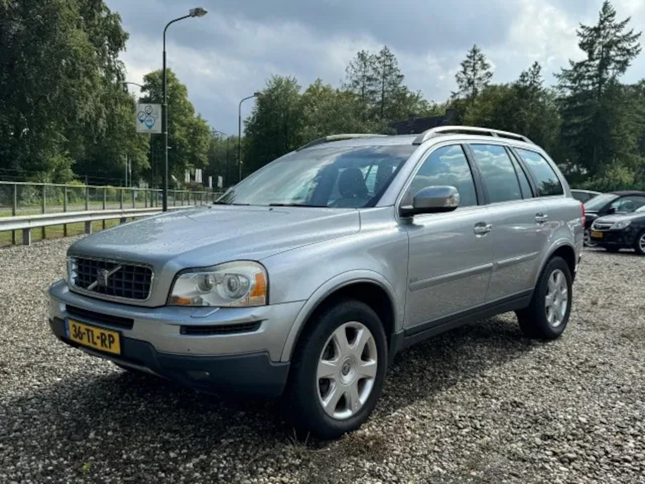 Volvo XC90 - 3.2 SUMMUM AUTOM./LEER YOUNGTIMER - AutoWereld.nl