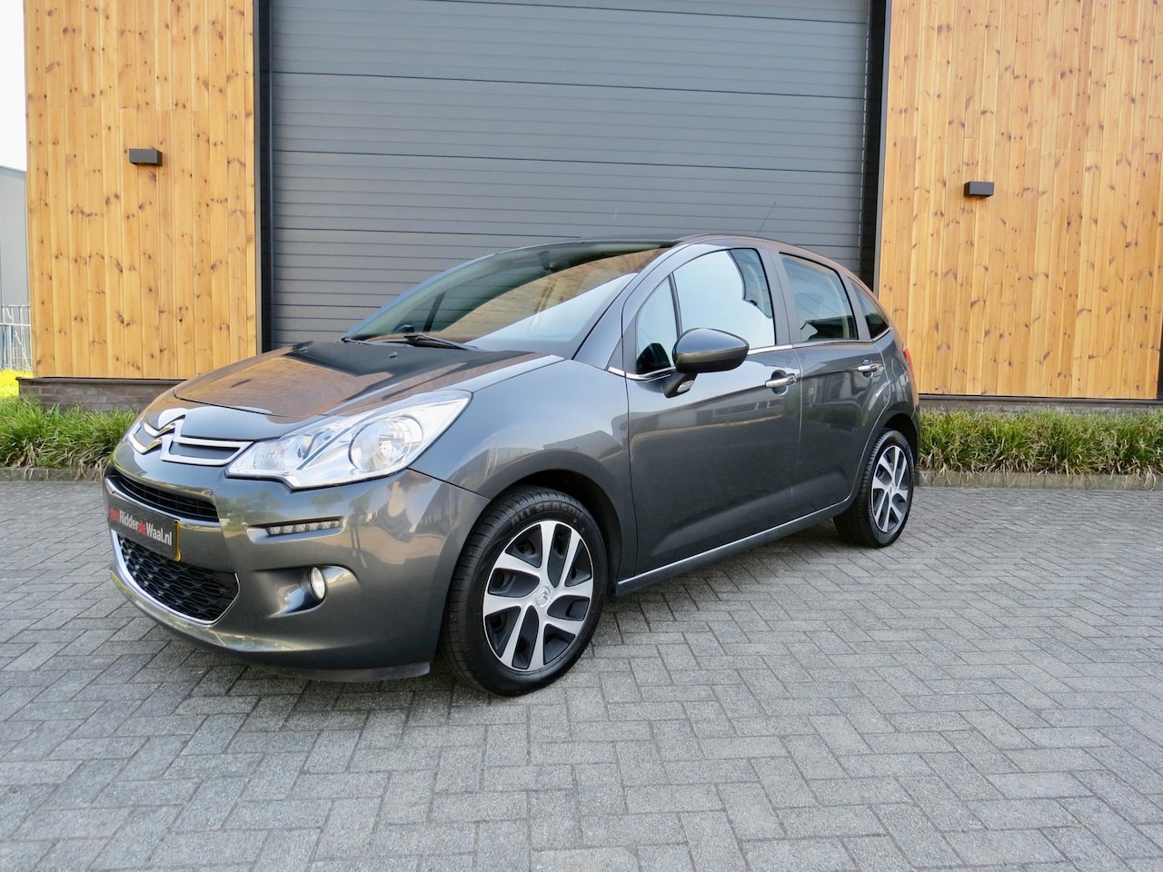 Citroën C3 - 1.2 PureTech Collection Automaat *Climate *Pdc - AutoWereld.nl