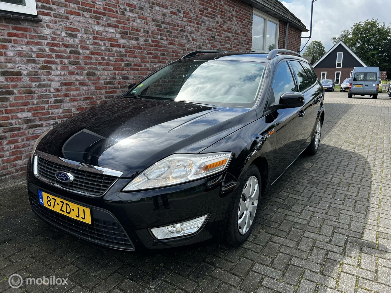 Ford Mondeo Wagon - 2.0-16V Trend 2.0-16V Trend - AutoWereld.nl