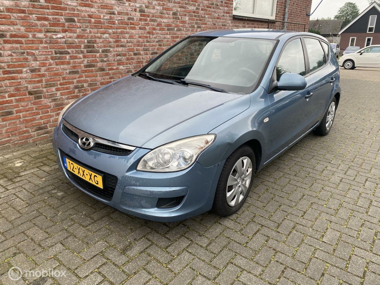 Hyundai i30 - 1.4i Active Cool 1.4i Active Cool - AutoWereld.nl