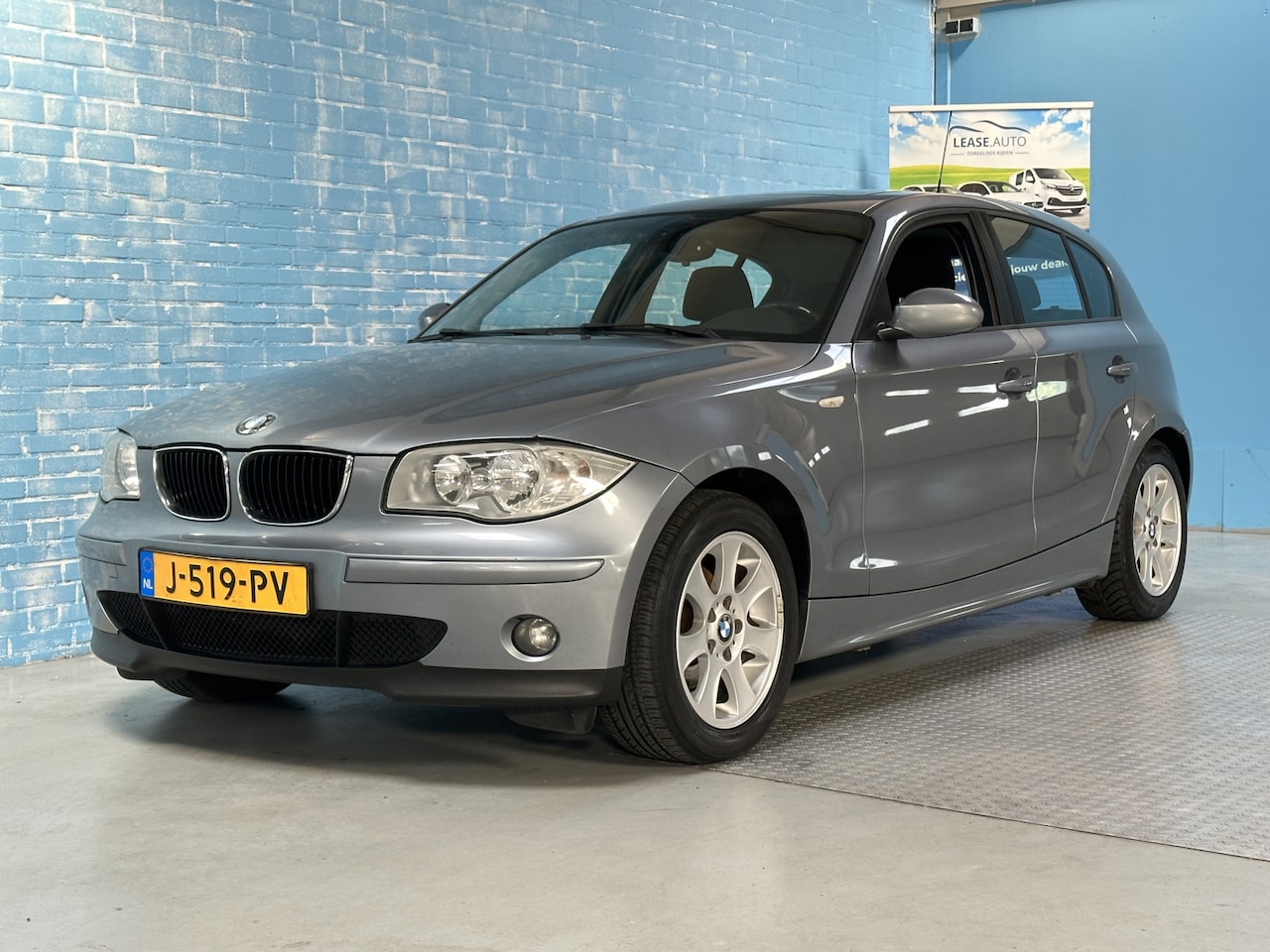 BMW 1-serie - 116i Executive AIRCO CRUISE LMV STOELVRM - AutoWereld.nl