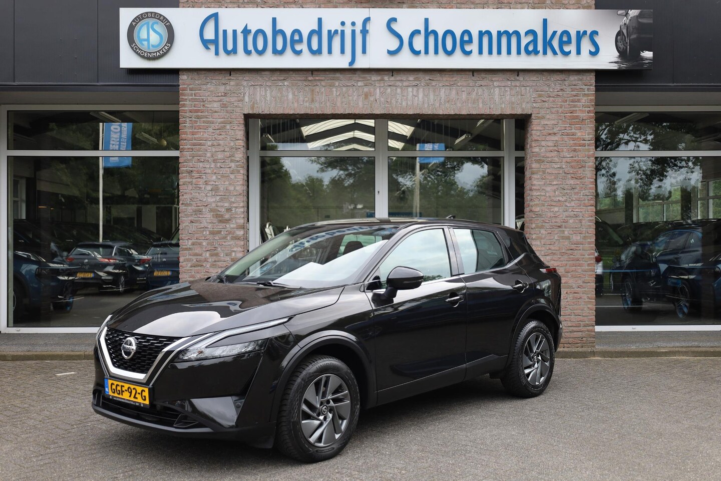 Nissan Qashqai - 1.3 MHEV Business Edition 360CAMERA RUIT/STUUR/STOELVERWARMING DODEHOEK DAB CARPLAY GSM-LA - AutoWereld.nl