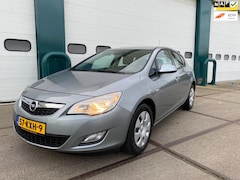 Opel Astra - 1.6 Edition