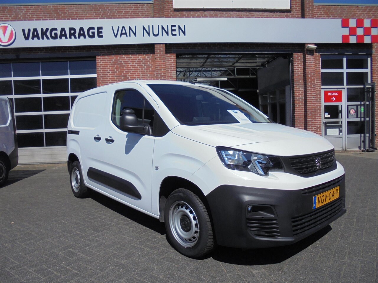 Peugeot Partner - 1.6 BlueHDi Premium||Euro6||Apple C||Airco||Cruise|| - AutoWereld.nl