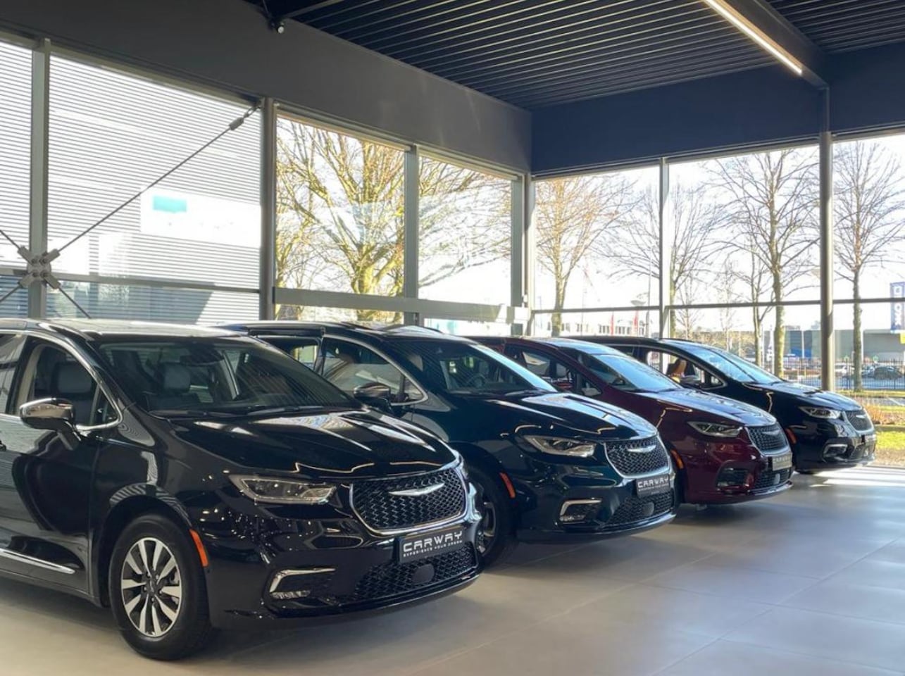 Chrysler Pacifica - Plug-in Hybride Limited Chrome MY24 - AutoWereld.nl